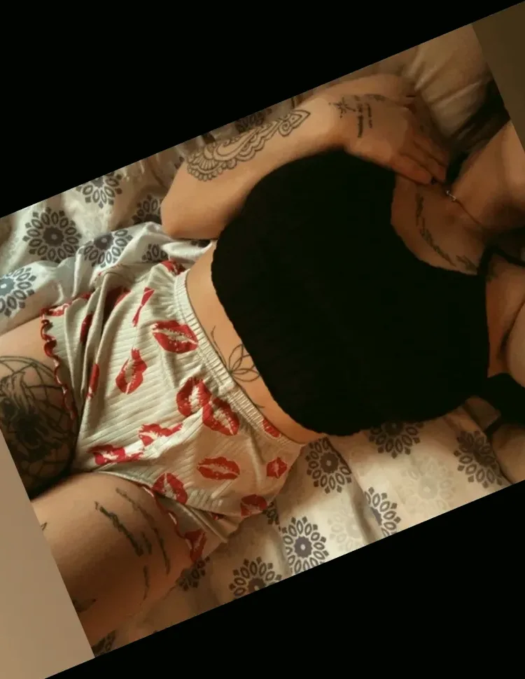 Annika, 26