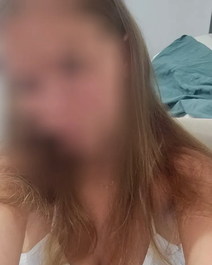 Dilara, 22