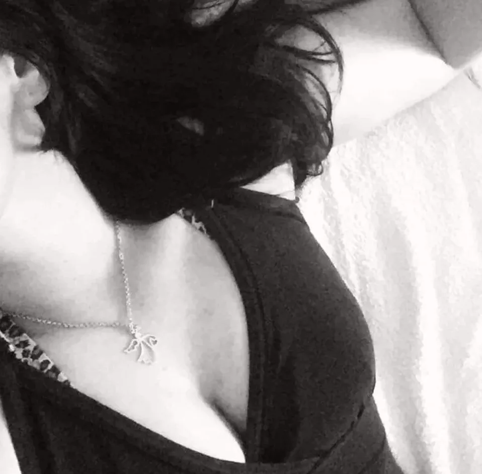 Fiona, 39