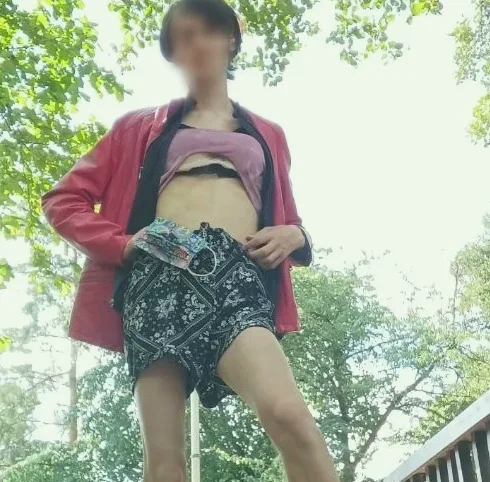Marlene, 22