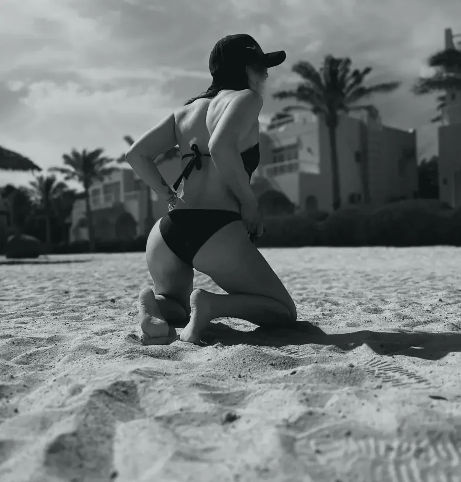 Pia, 18